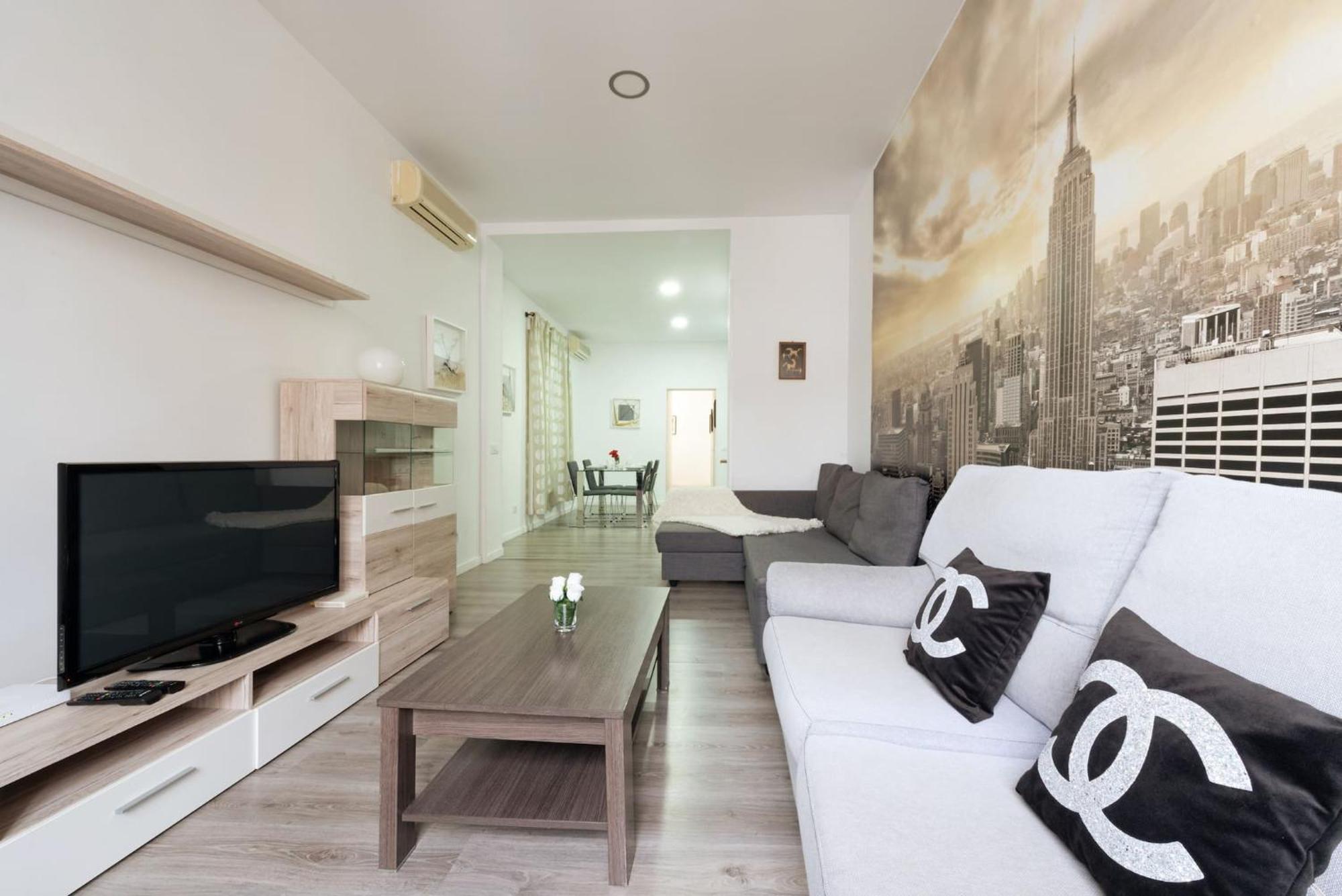 Apartamentos Day Madrid Sol Centro Gran Via Exterior photo